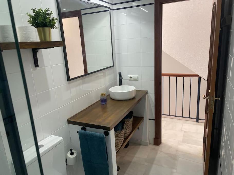 Casa Lola Conil, Azotea Al Mar Y Parking Solo Familias O Parejas Villa Conil De La Frontera Exterior foto